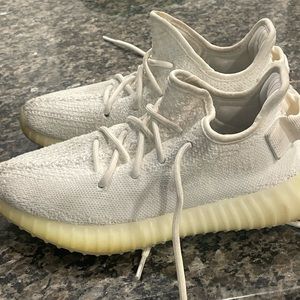 Yeezy 350 Cream